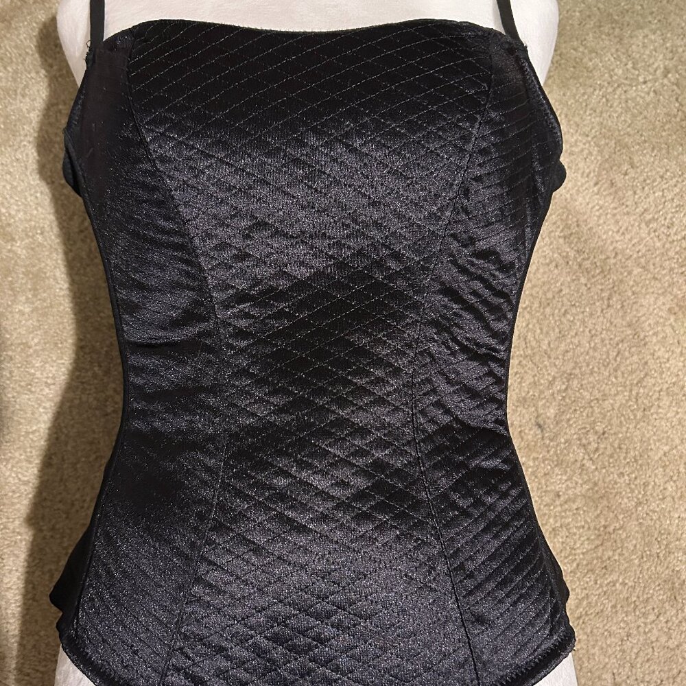 Native intimates Quilted black corset Size 36B